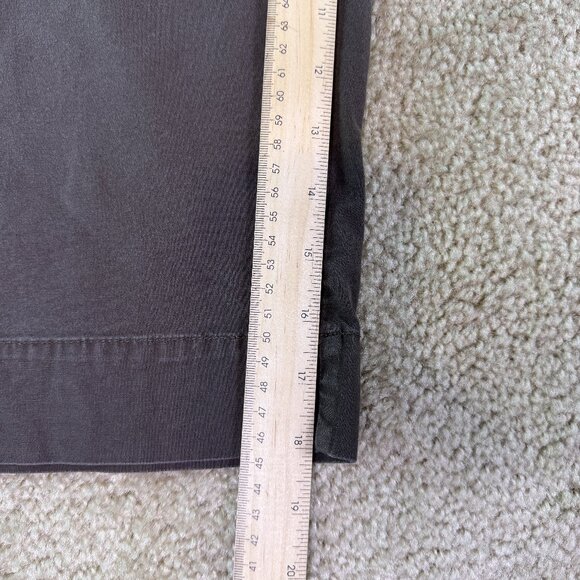 DOCKERS Mid Rise Curvy Brown Stretch CAPRI Pants Women’s Size 12 - 34x18 - E514 - Picture 9 of 10